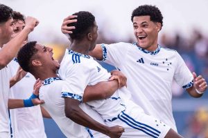Treze homens e um novo segredo